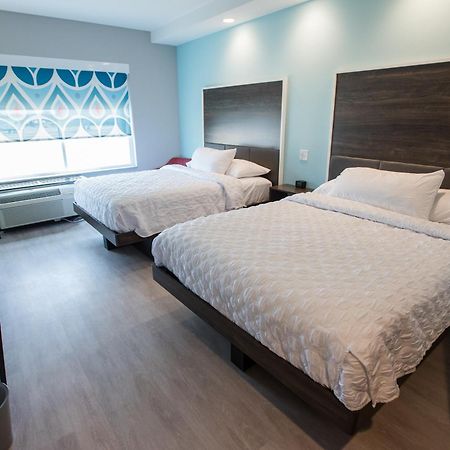 Tru By Hilton Cedar Rapids Westdale Hotel Ngoại thất bức ảnh