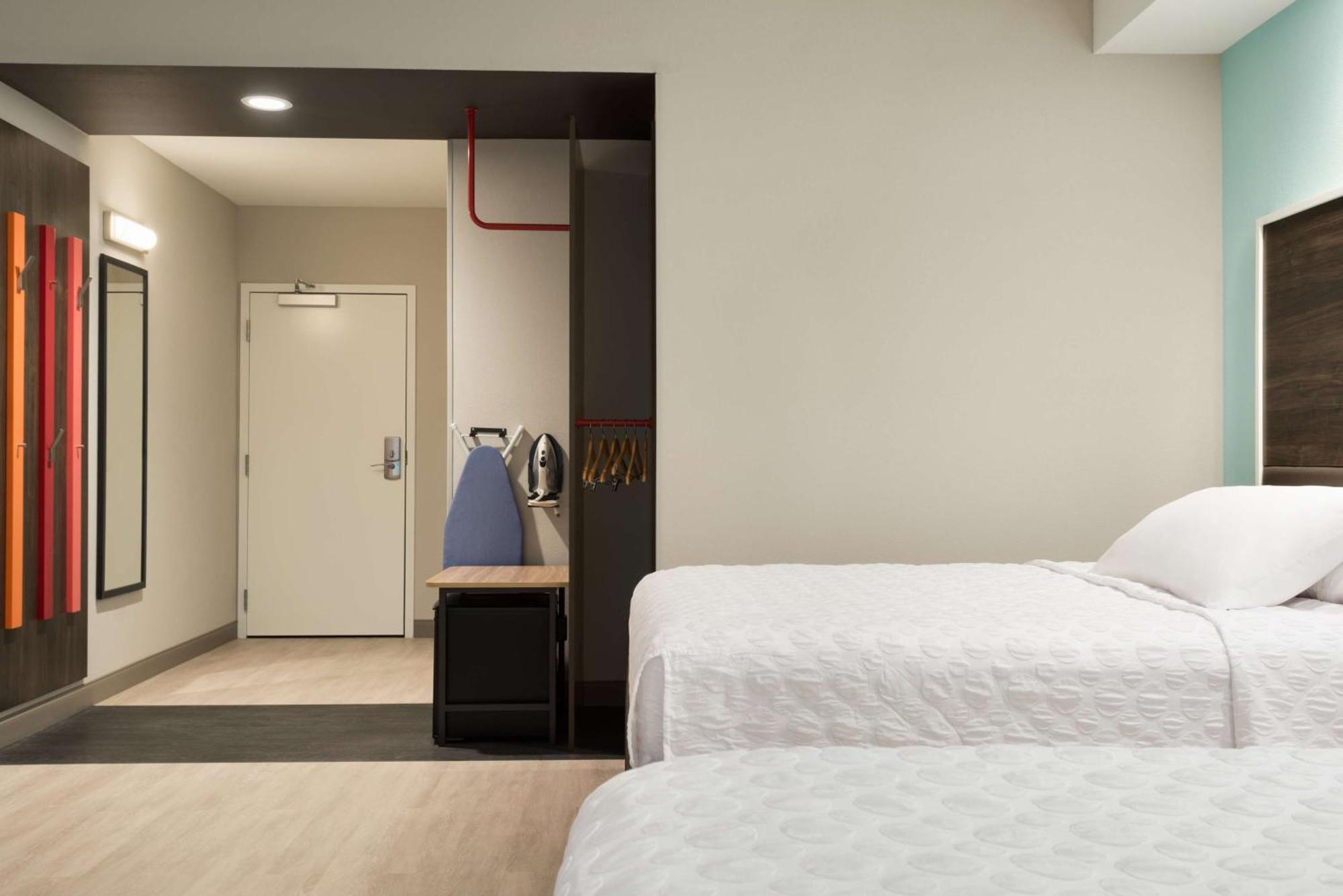 Tru By Hilton Cedar Rapids Westdale Hotel Ngoại thất bức ảnh