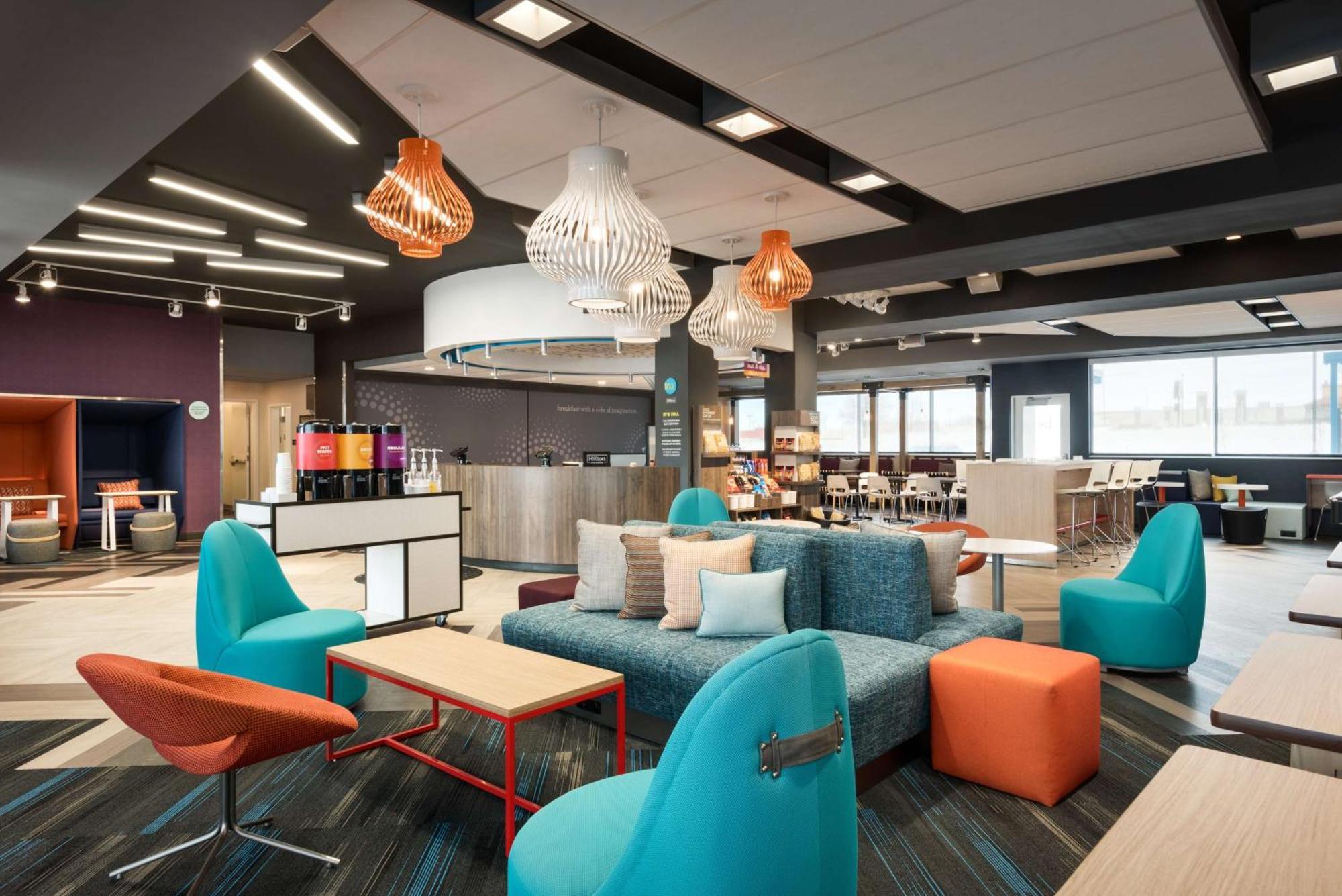 Tru By Hilton Cedar Rapids Westdale Hotel Ngoại thất bức ảnh