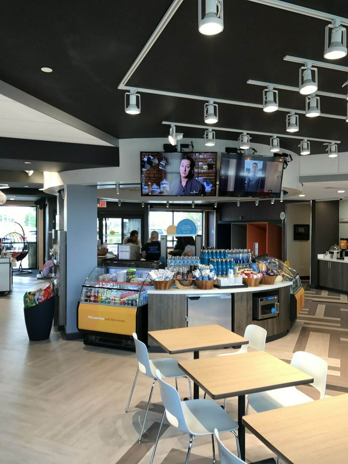Tru By Hilton Cedar Rapids Westdale Hotel Ngoại thất bức ảnh